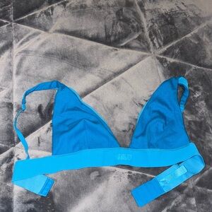 LIMITED EDITION SKIMS plunge bralette never worn. In perfect condition